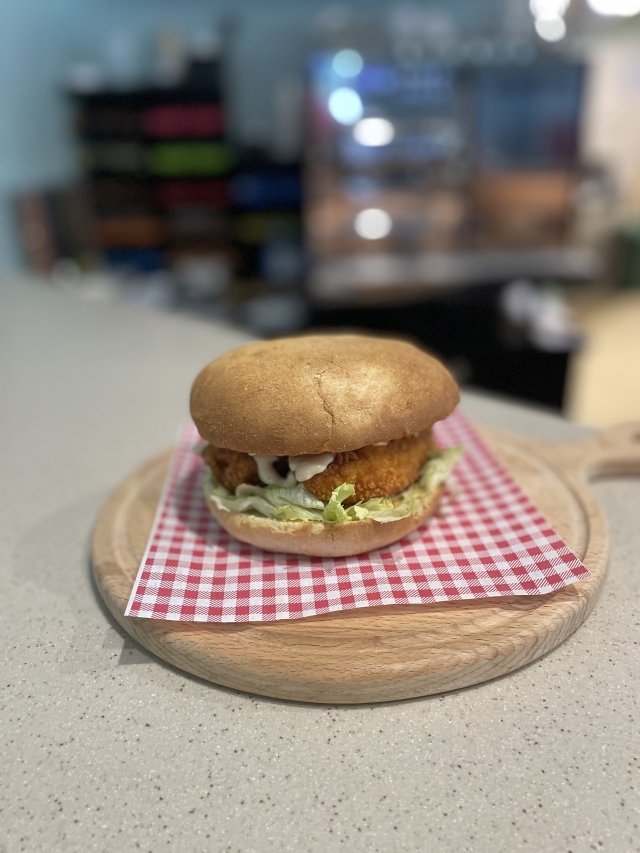 Chicken combo burger