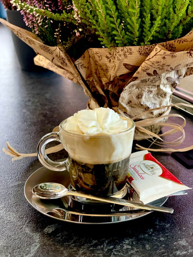 Espresso con panna