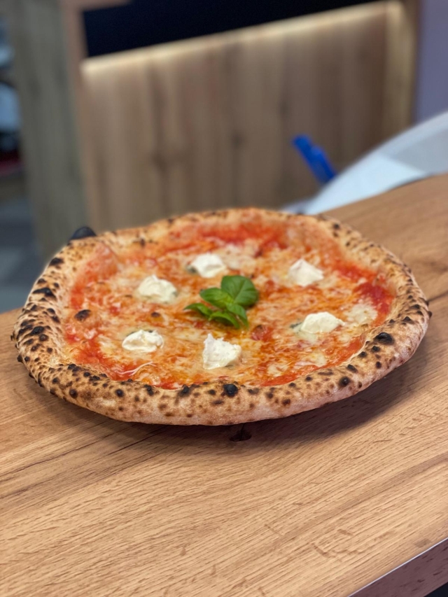 Pizza Quattro Formaggi